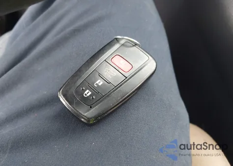 2019 Toyota Rav4 Xle from USA, damaged, VIN JTMW1RFV5KD513061